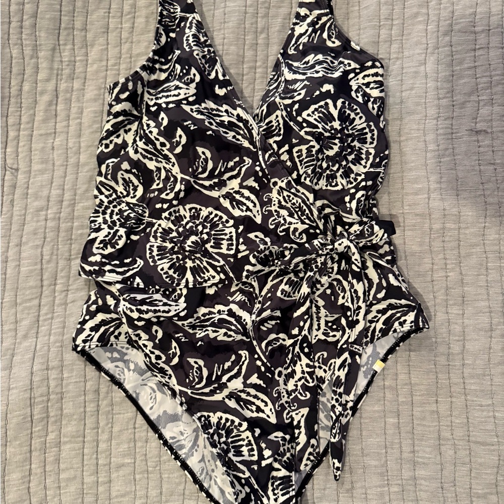 Black and White Floral Wrap Swimsuit